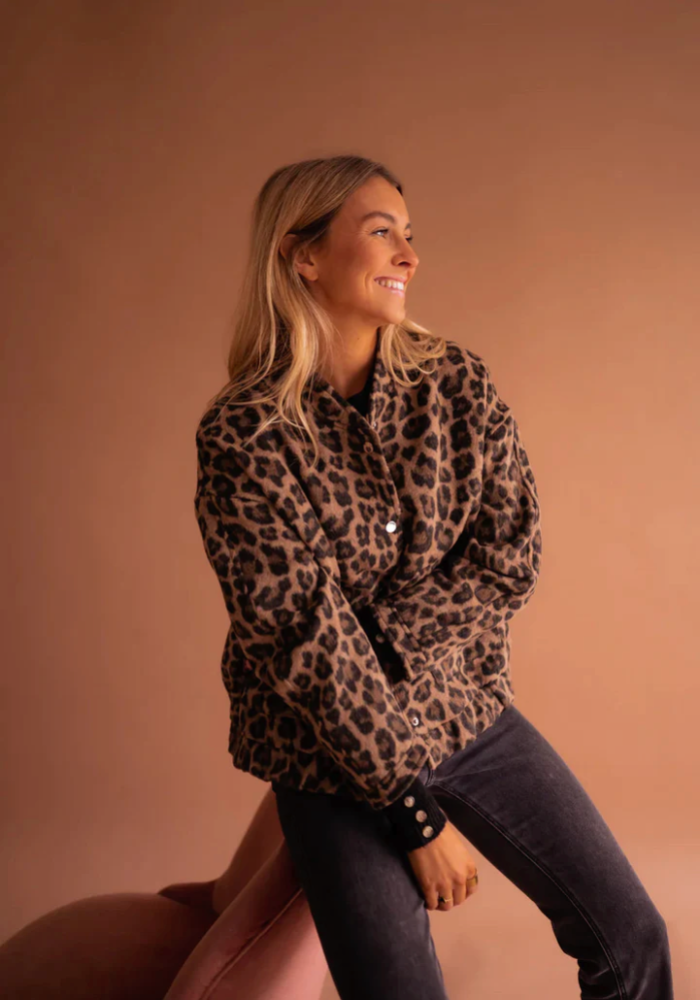 Leona - Stylish Bomber Jacket