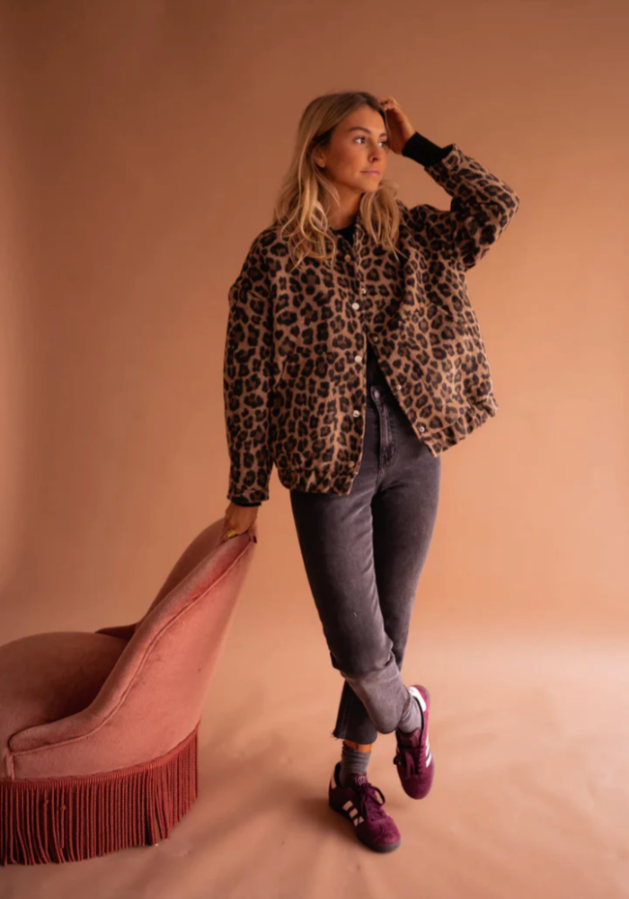 Leona - Stylish Bomber Jacket