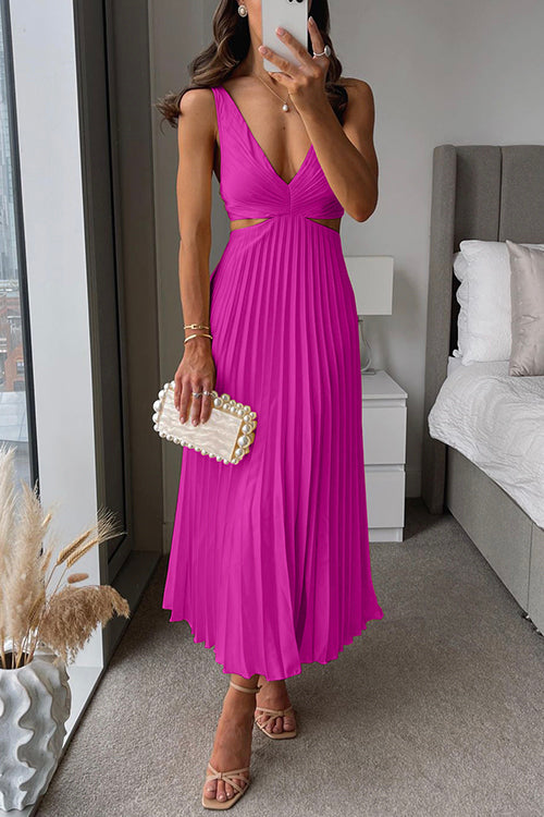 Elsa | Elegant pleated maxi dress